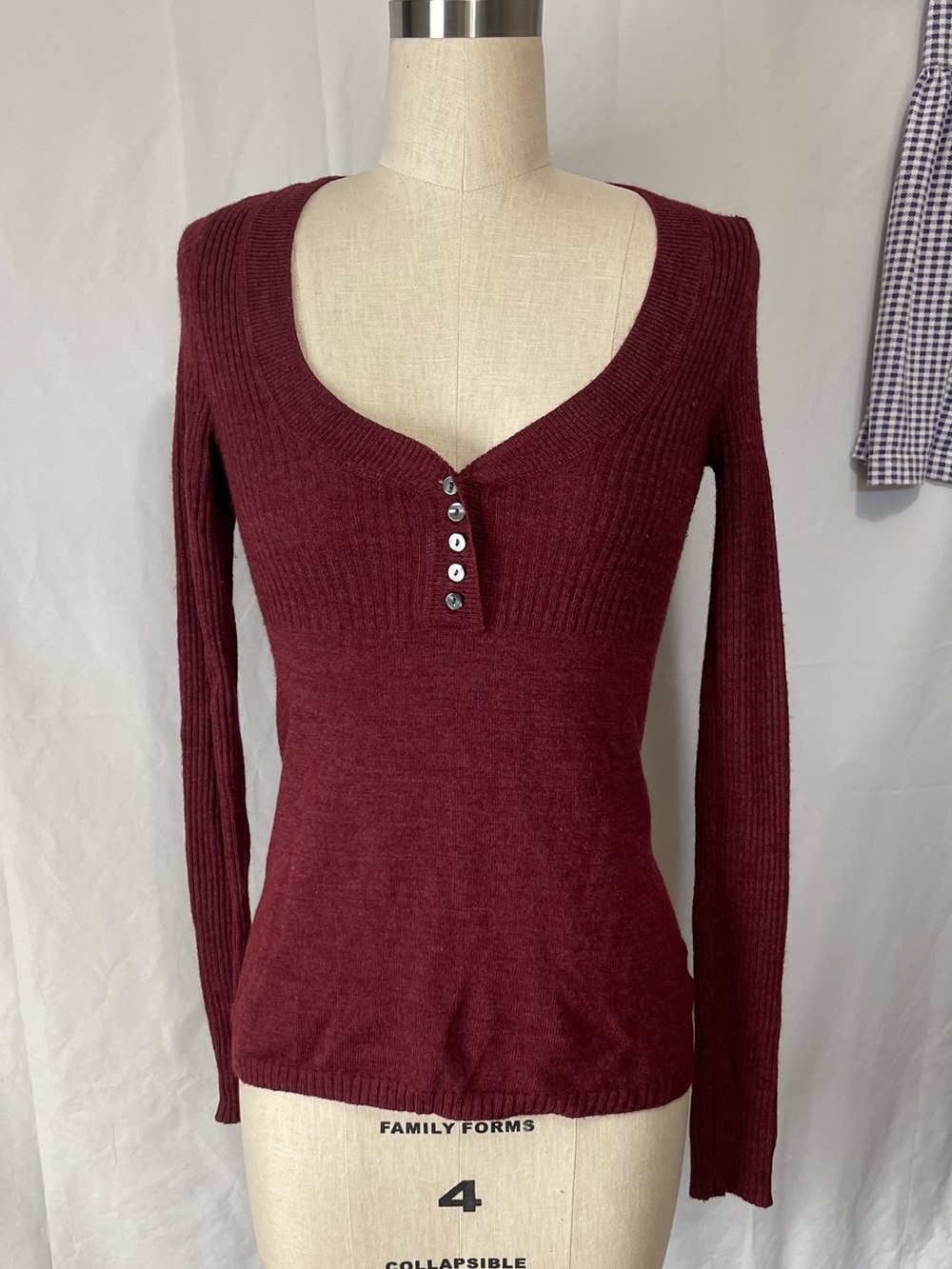 Y2K Aeropostale baby doll Henley Ribbed sweater top maroon size Small Bella Swan